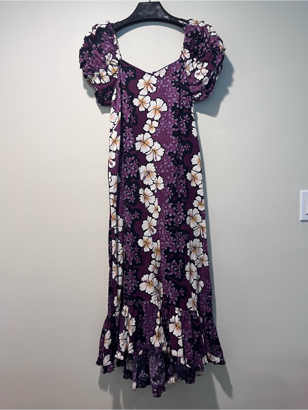Vintage Hilo Hatties Purple Floral Maxi Dress with Puff Sleeves